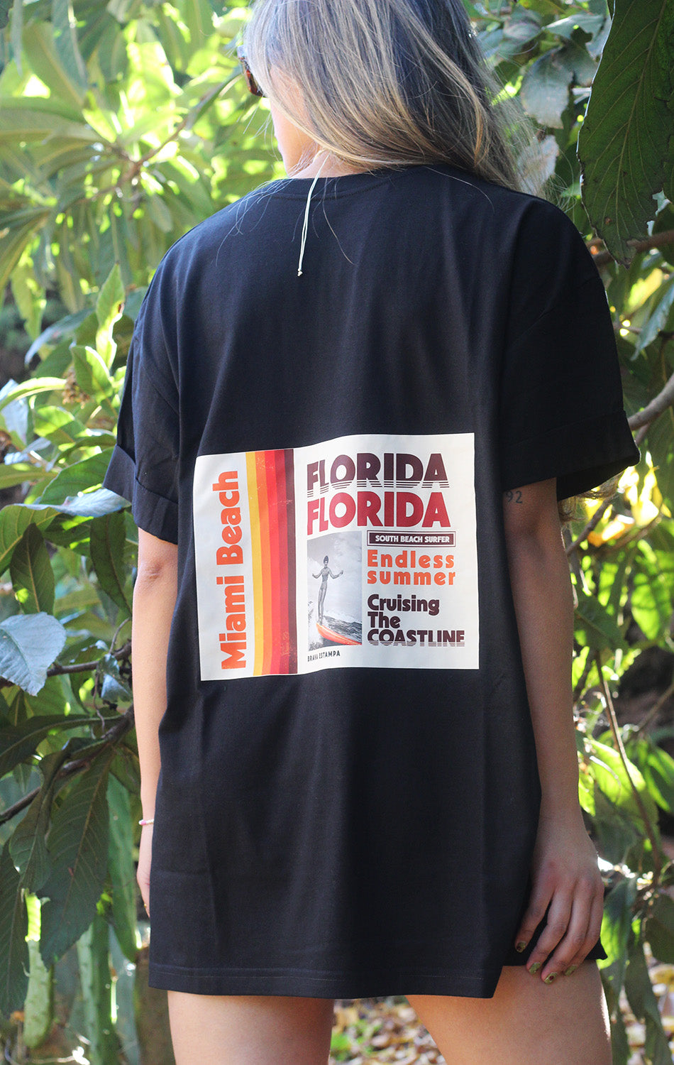 Polera Oversize Negra Miami Beach Retro