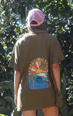 Polera Oversize Verde Militar Namaste Beaches